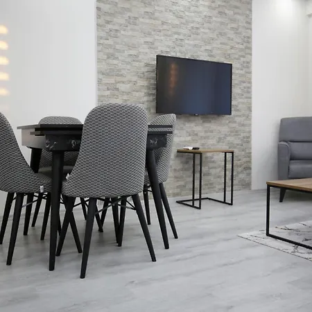 Ξενοδοχείο Bright House