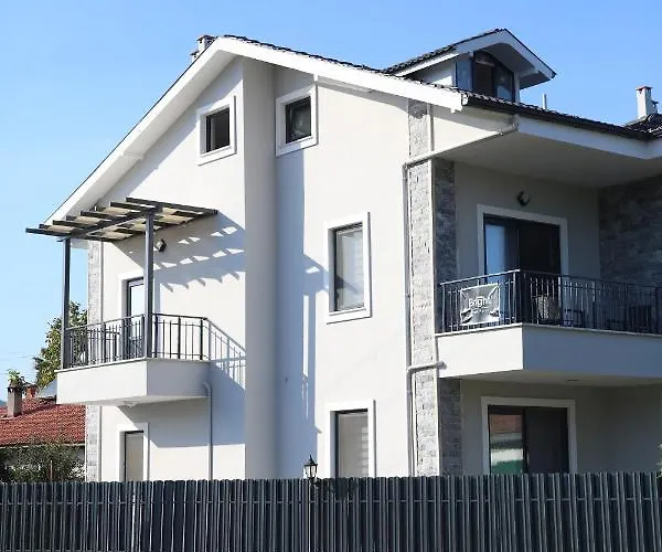 Bright House 5*