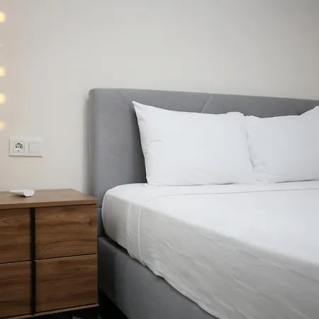 Bright House Hotell