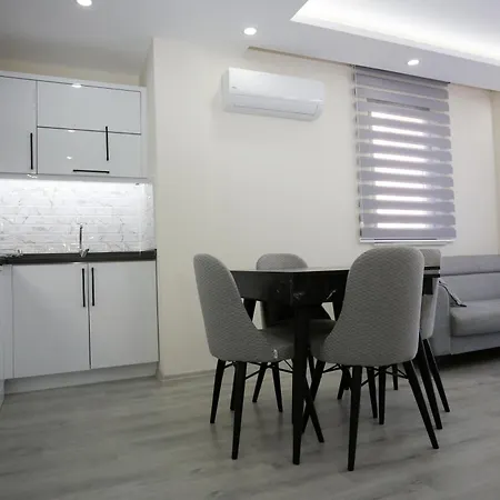 Bright House أورتاجا