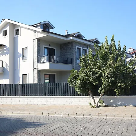 Bright House أورتاجا