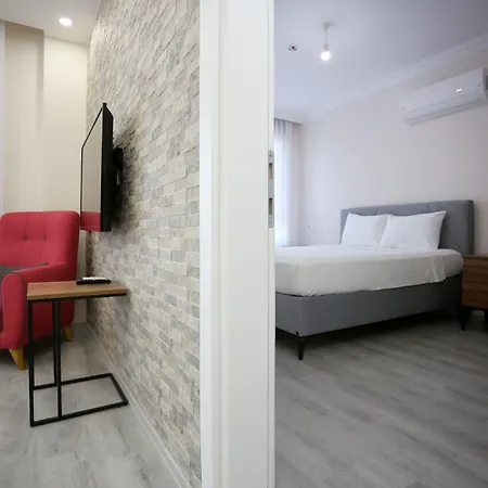 Bright House Hotell