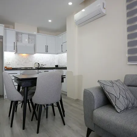 Bright House Hotell 5*