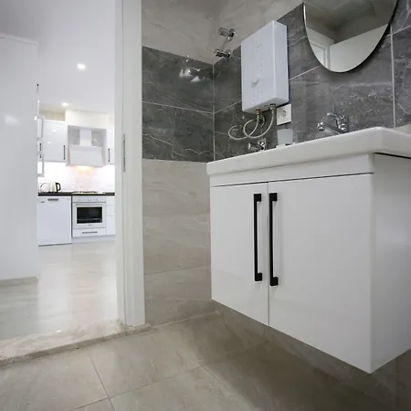 Bright House Hotell 5*