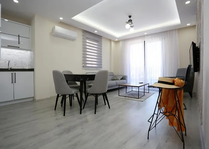 Bright House מלון 5*