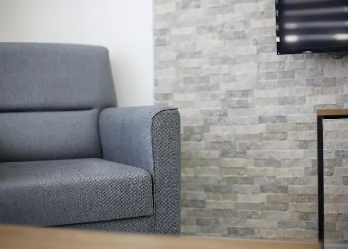 Bright House מלון