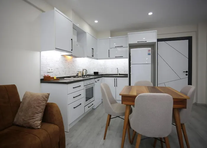 Bright House מלון 5*